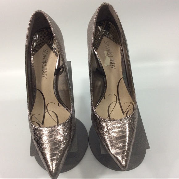Sam & Libby Size 9 Silver Embossed Faux Snakeskin Heels Stiletto Pointed Toe - Picture 6 of 9